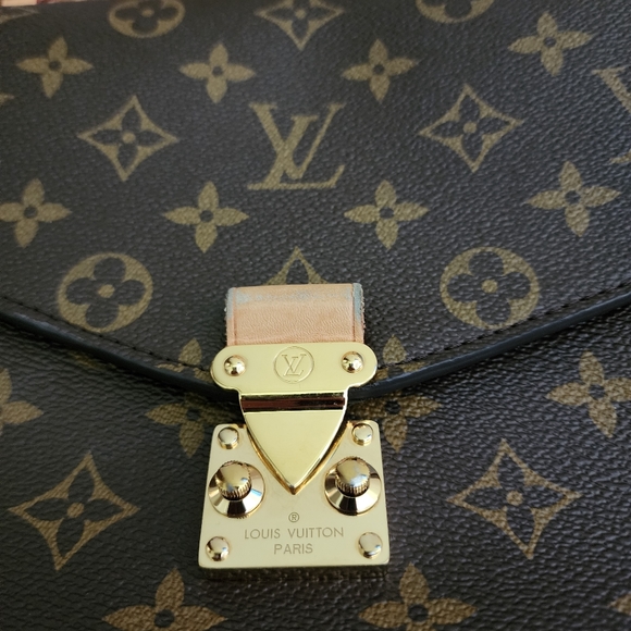 LOUIS VUITTON Monogram Canvas Pochette Metis Bag - Picture 2 of 16